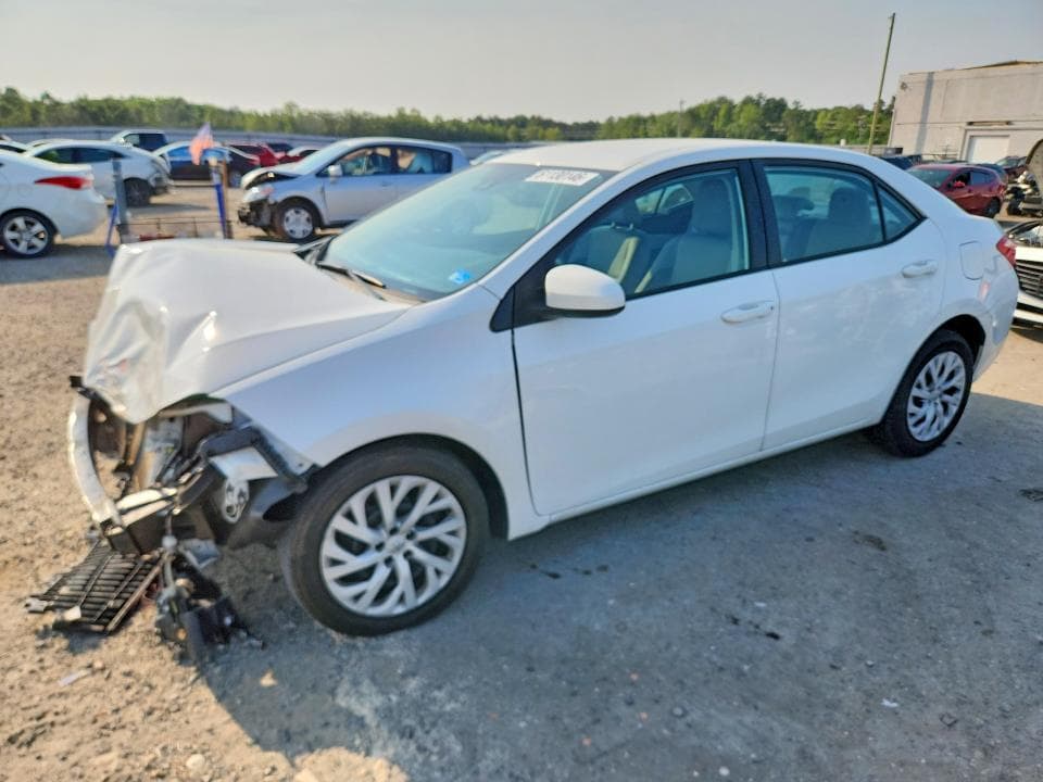 2017 TOYOTA COROLLA LE - 1