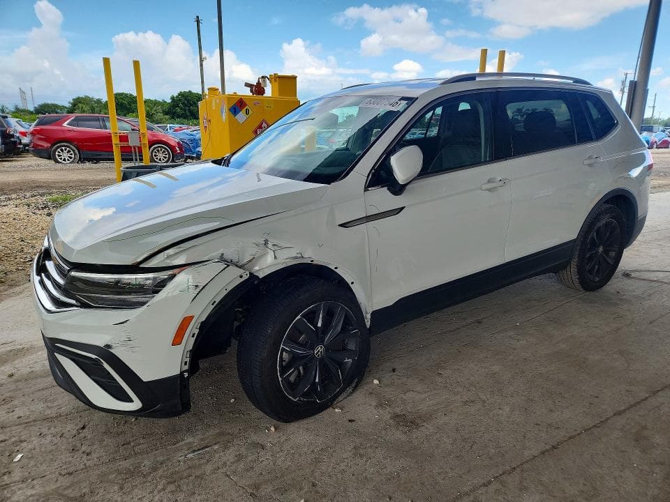 2024 VOLKSWAGEN TIGUAN SE - 1