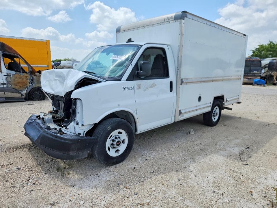 2022 GMC SAVANA BOX TRUCK - 1