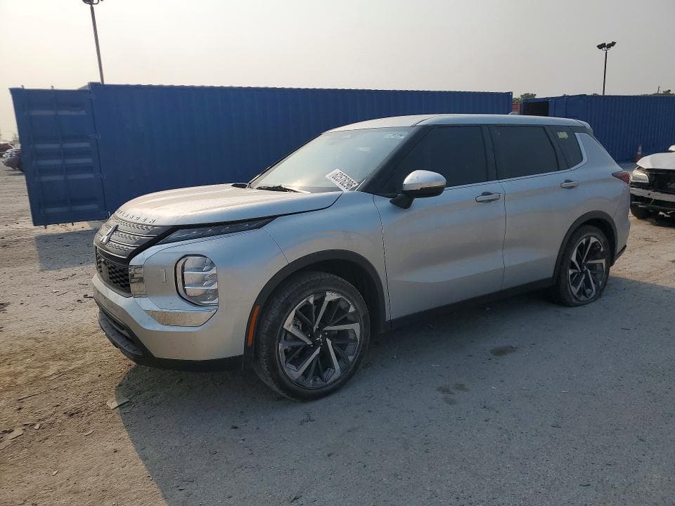 2022 MITSUBISHI OUTLANDER ES - 1