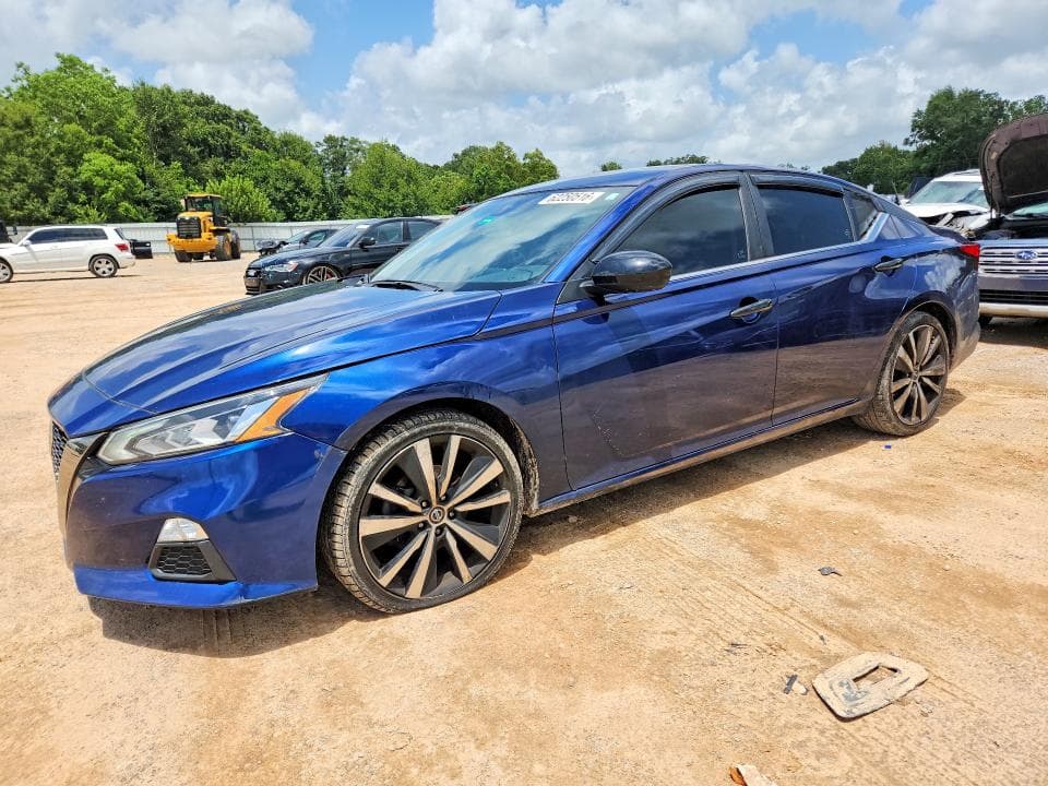 2022 NISSAN ALTIMA SR - 1