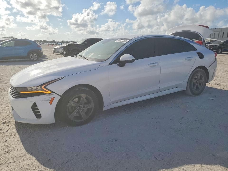 2022 KIA K5 LXS