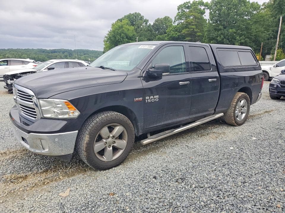 2017 RAM 1500 SLT - 1