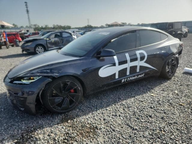2025 TESLA MODEL 3 - 1