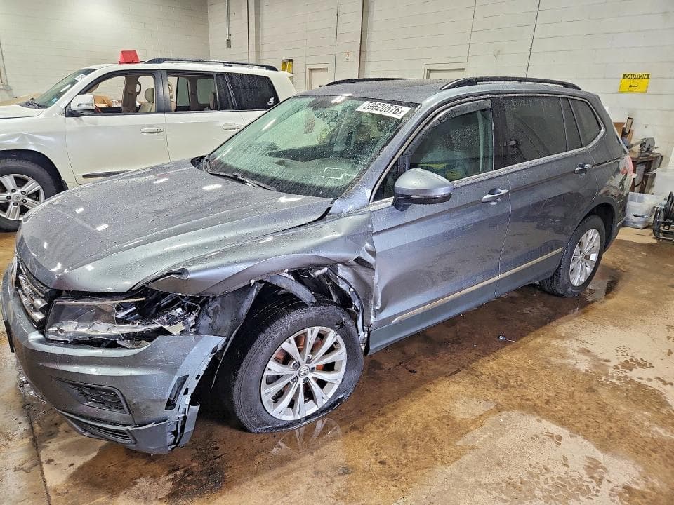 2018 VOLKSWAGEN TIGUAN SE/SEL - 1