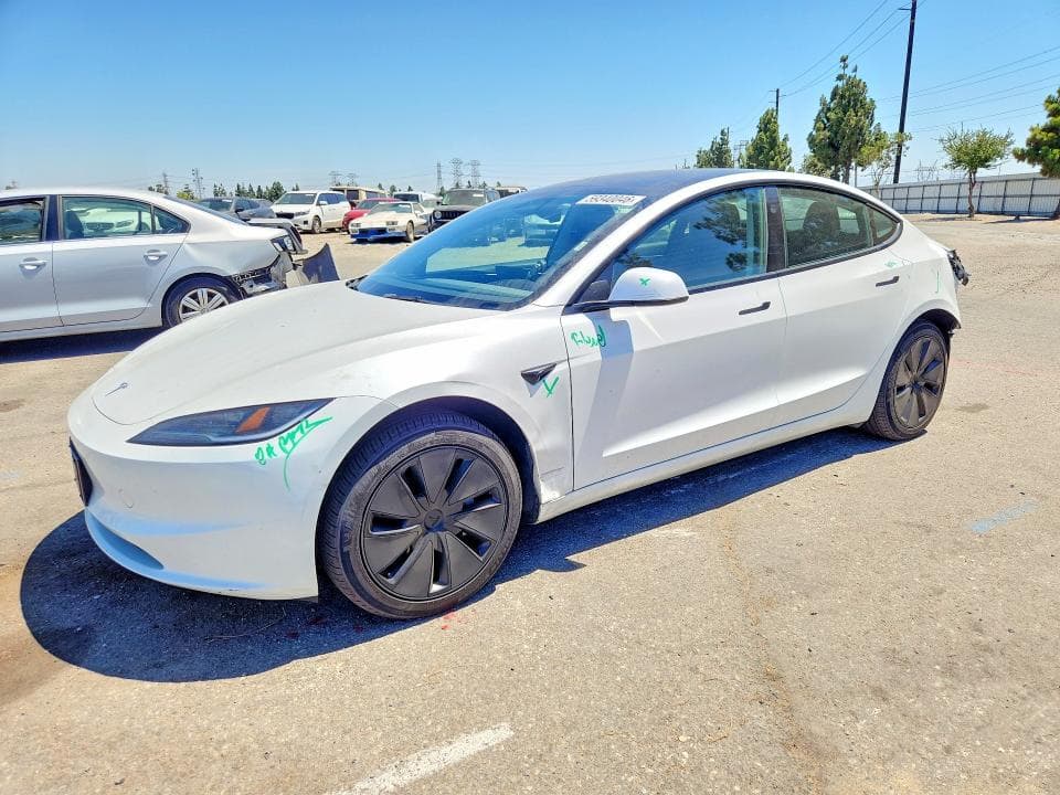 2025 TESLA MODEL 3 - 1