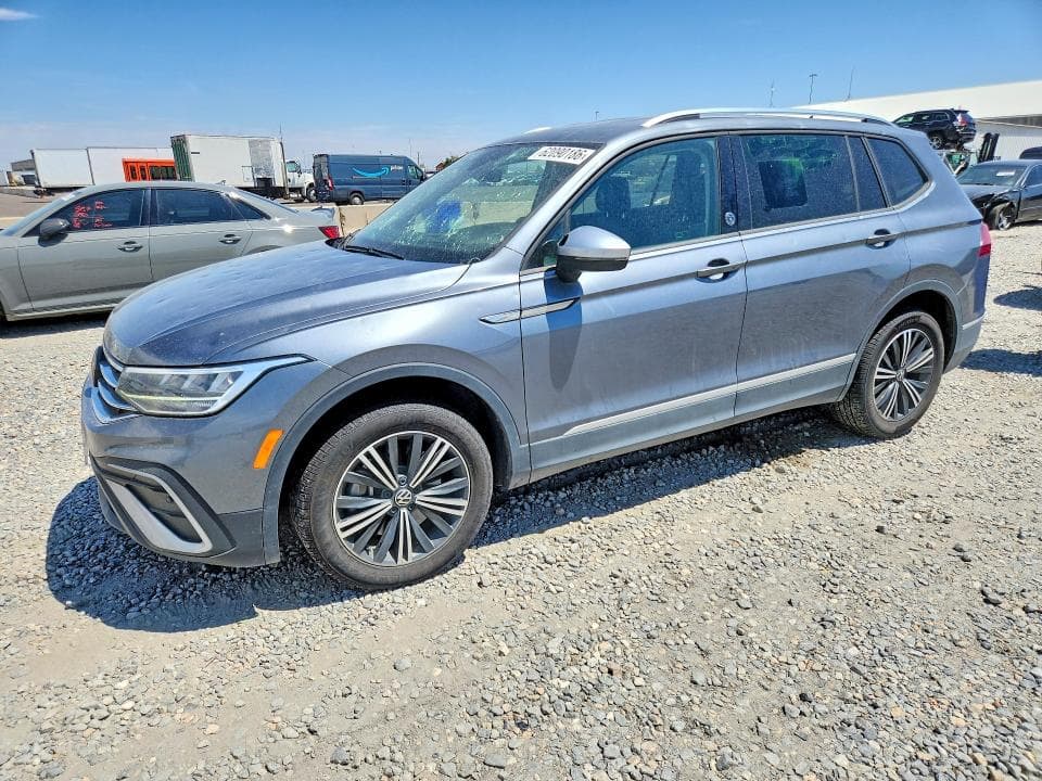 2024 VOLKSWAGEN TIGUAN WOLFSBURG - 1