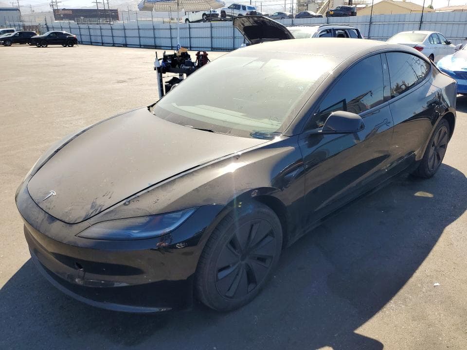 2025 TESLA MODEL 3 - 1
