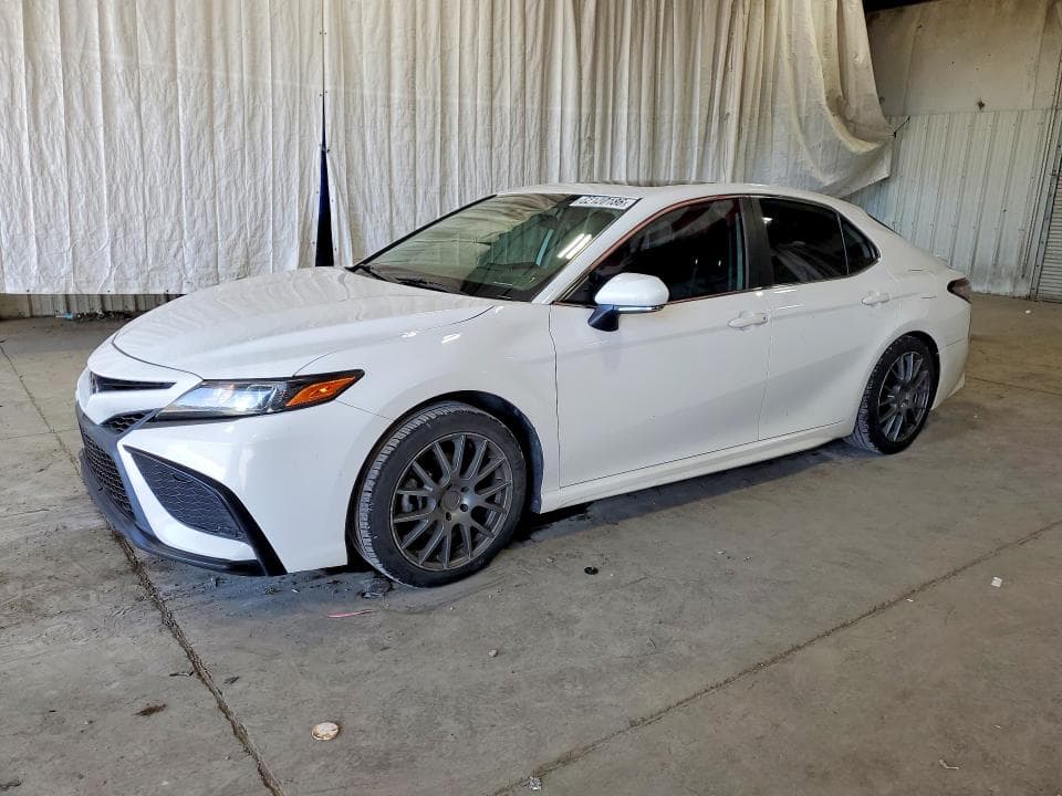 2021 TOYOTA CAMRY SE - 1