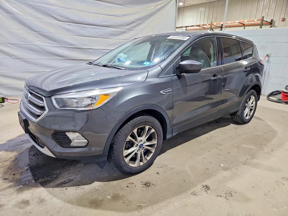 2017 FORD ESCAPE SE - 1