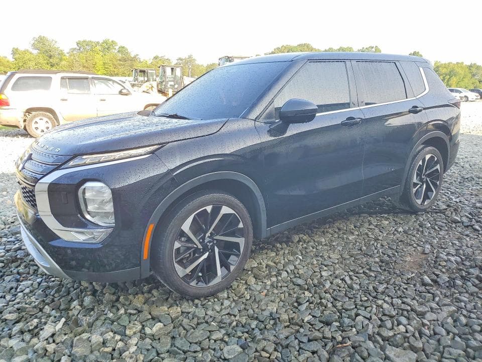 2022 MITSUBISHI OUTLANDER SE - 1