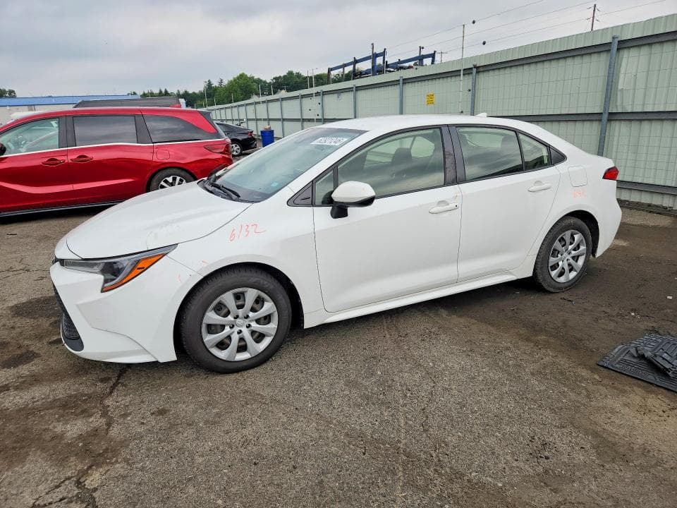 2021 TOYOTA COROLLA LE - 1