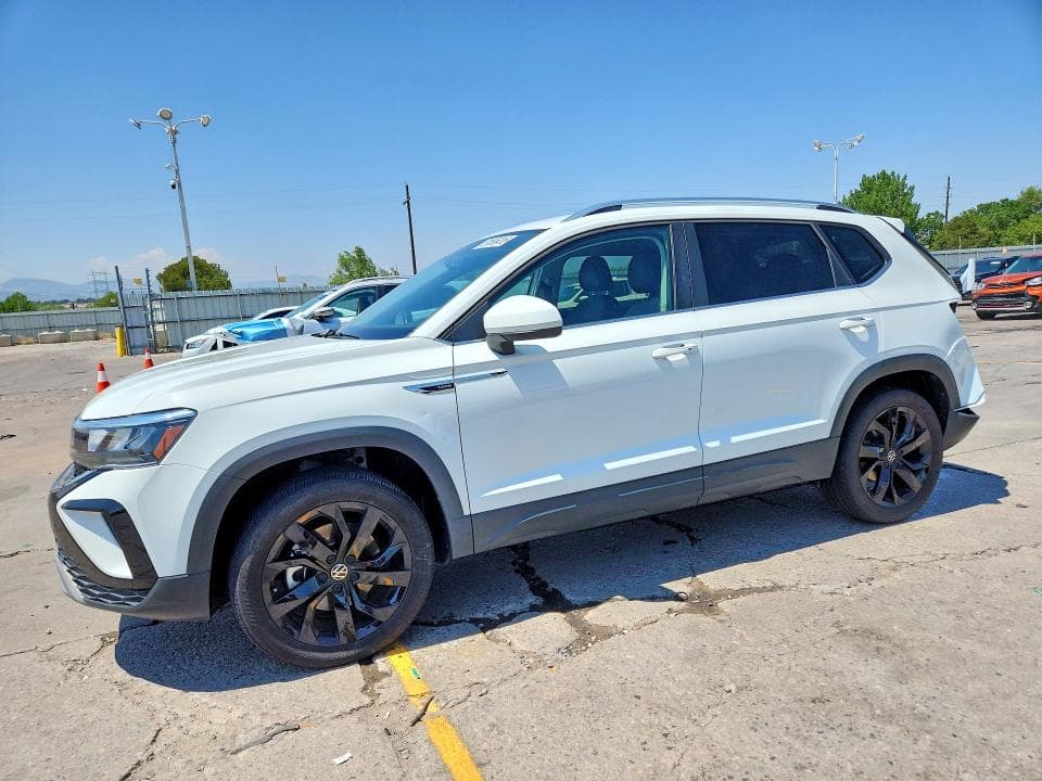 2022 VOLKSWAGEN TAOS SE - 1