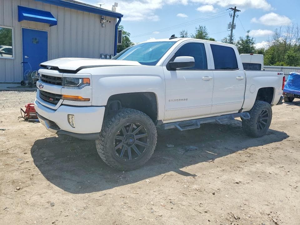 2017 CHEVROLET SILVERADO K1500 LT - 1