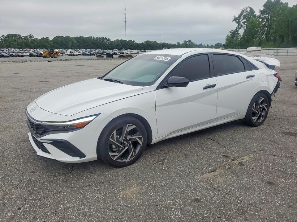 2025 HYUNDAI ELANTRA SEL SPORT - 1