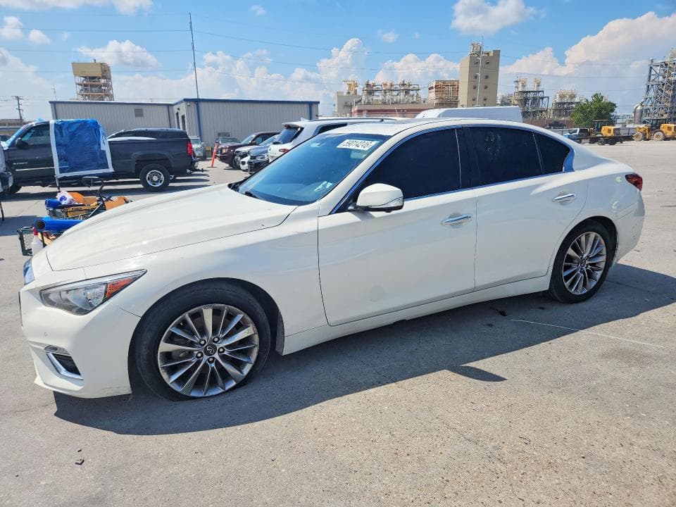 2021 INFINITI Q50 LUXE - 1