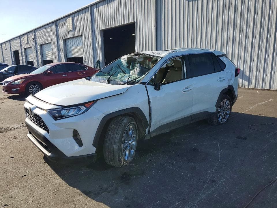 2021 TOYOTA RAV4 XLE PREMIUM - 1