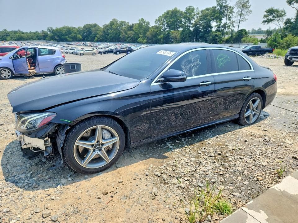 2017 MERCEDES-BENZ E 300 - 1