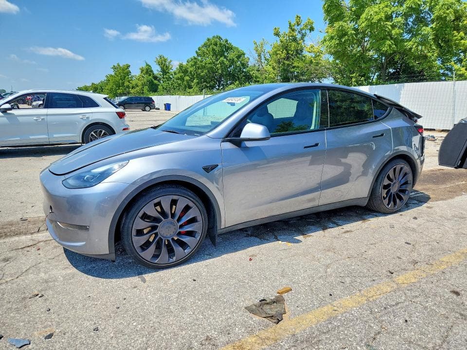 2024 TESLA MODEL Y - 1