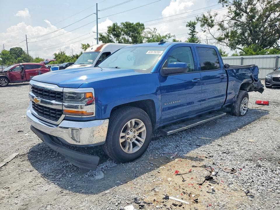 2017 CHEVROLET SILVERADO C1500 LT - 1