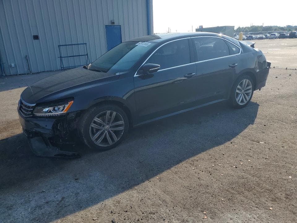 2018 VOLKSWAGEN PASSAT SE - 1