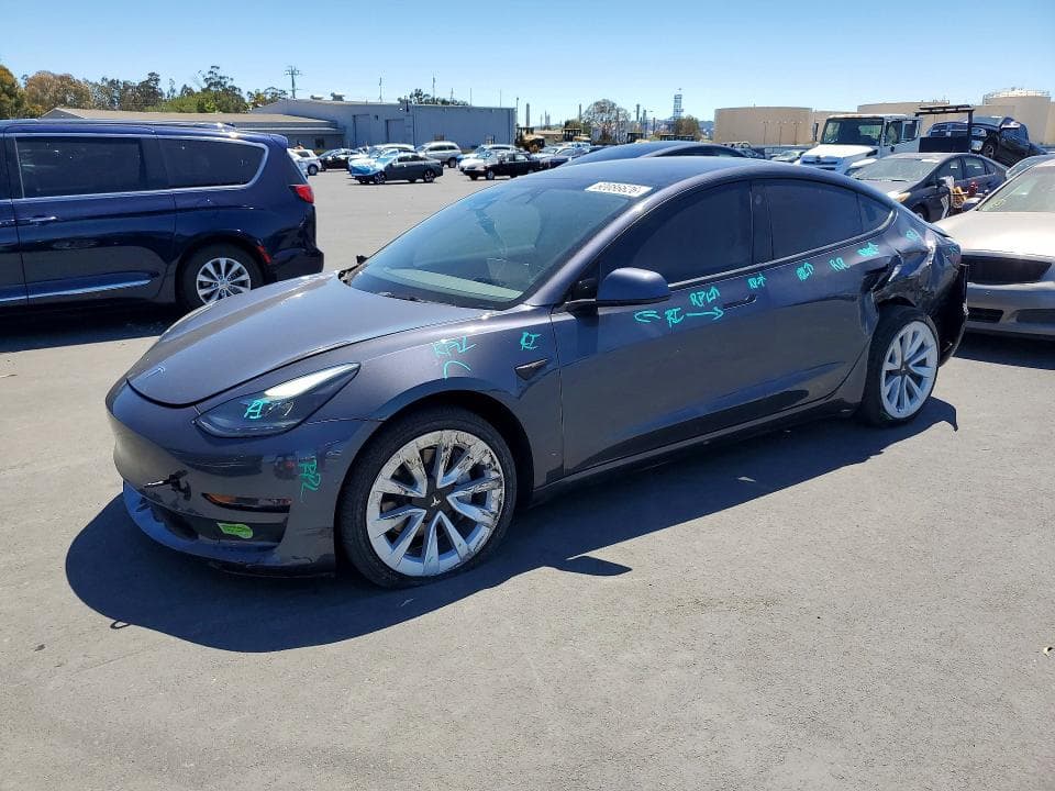 2022 TESLA MODEL 3 - 1