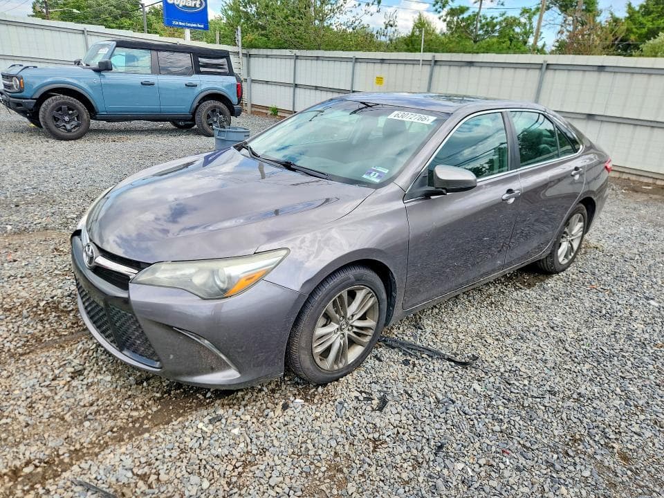 2017 TOYOTA CAMRY SE - 1
