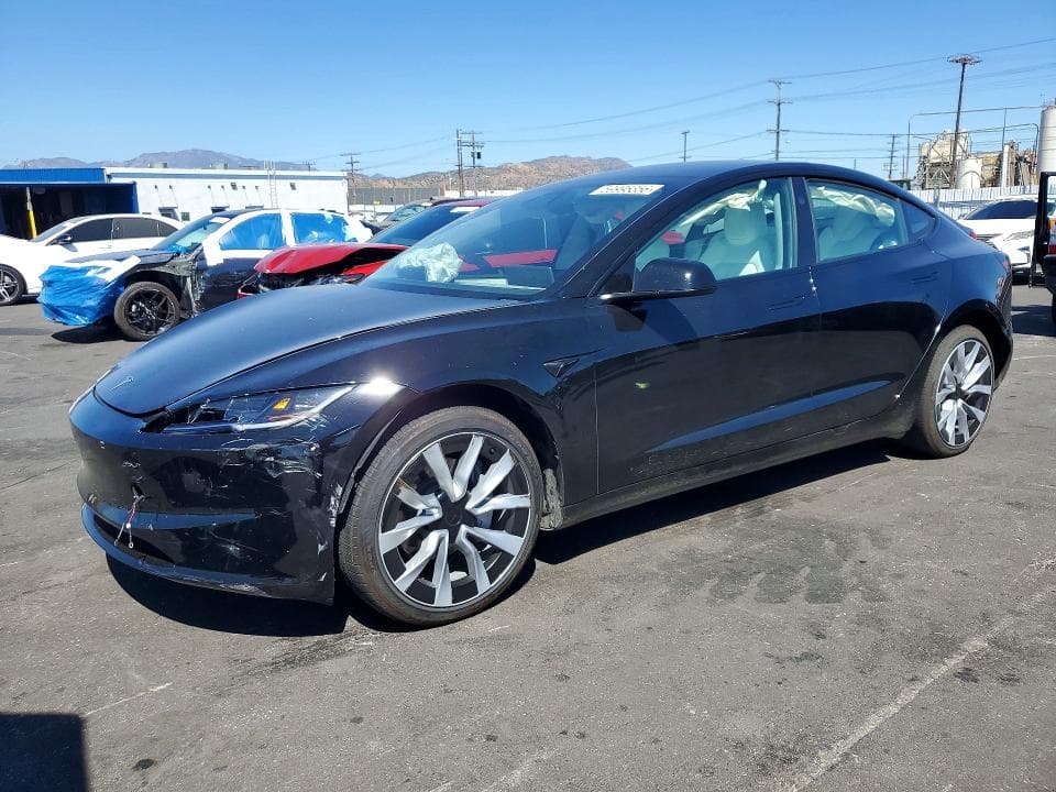 2025 TESLA MODEL 3 - 1