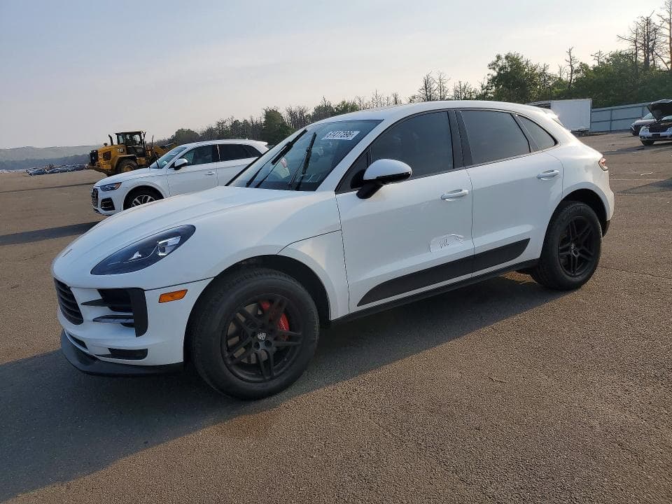 2021 PORSCHE MACAN - 1