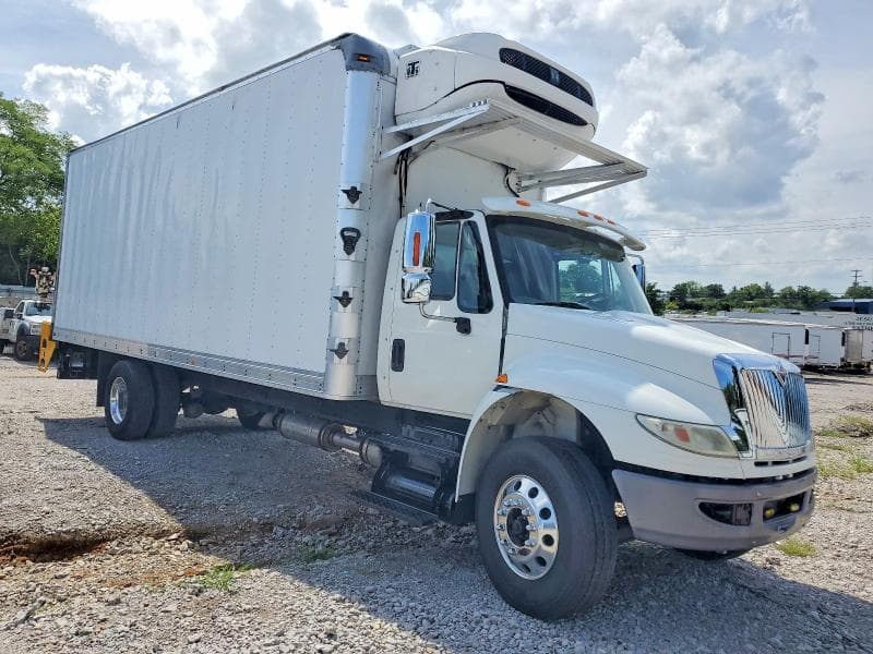 2017 INTERNATIONAL 4400 REFRIGERATED BOX TRUCK - 1