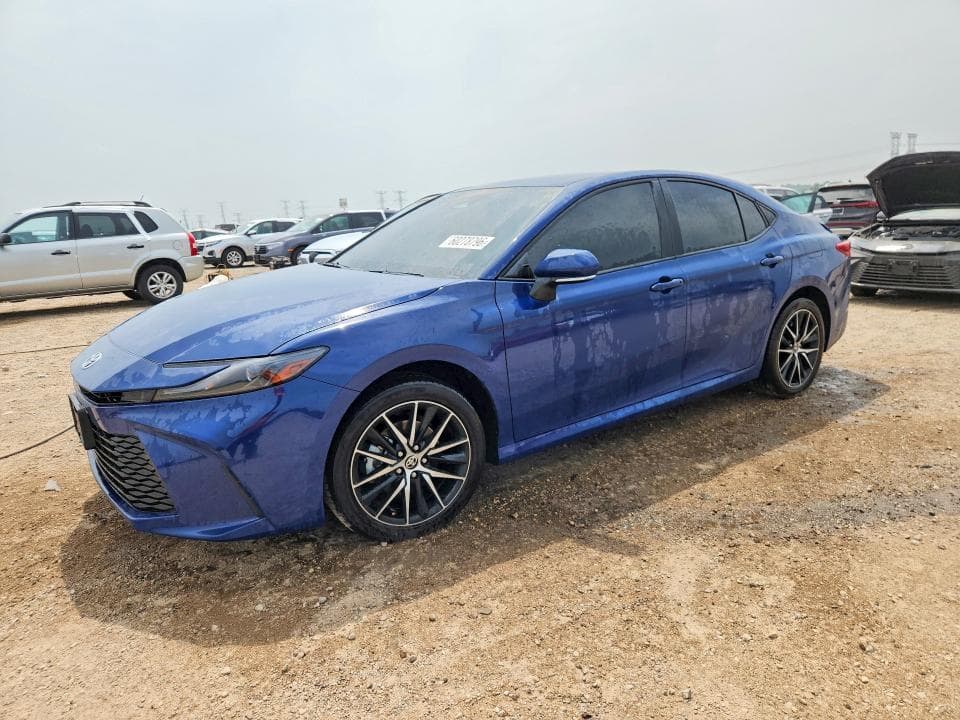 2025 TOYOTA CAMRY LE - 1