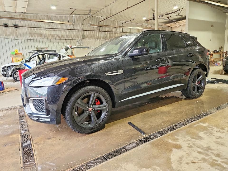 2018 JAGUAR F-PACE S - 1