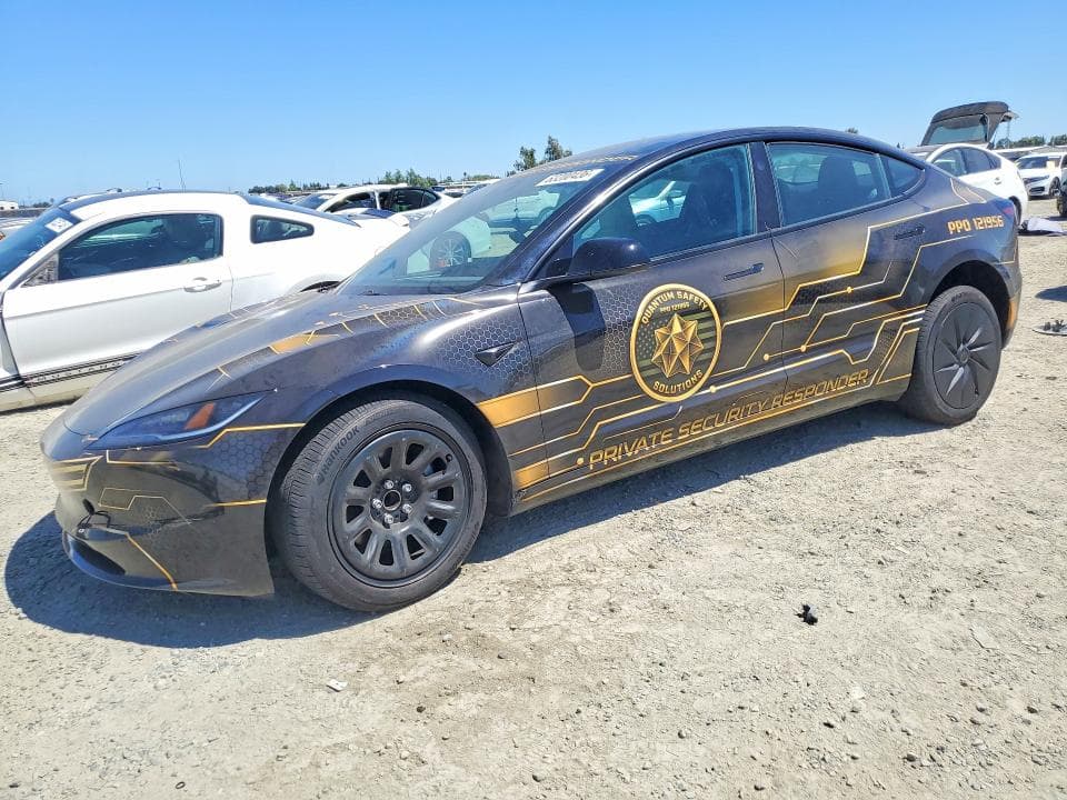 2026 TESLA MODEL 3 - 1