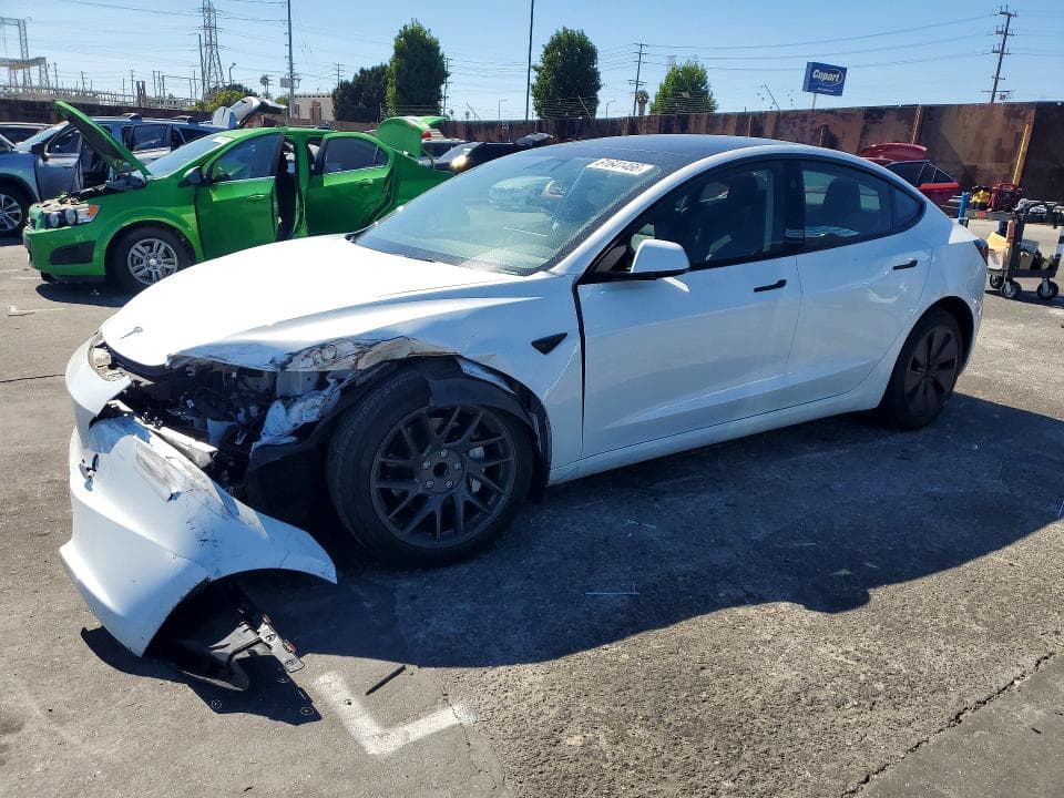 2025 TESLA MODEL 3 - 1