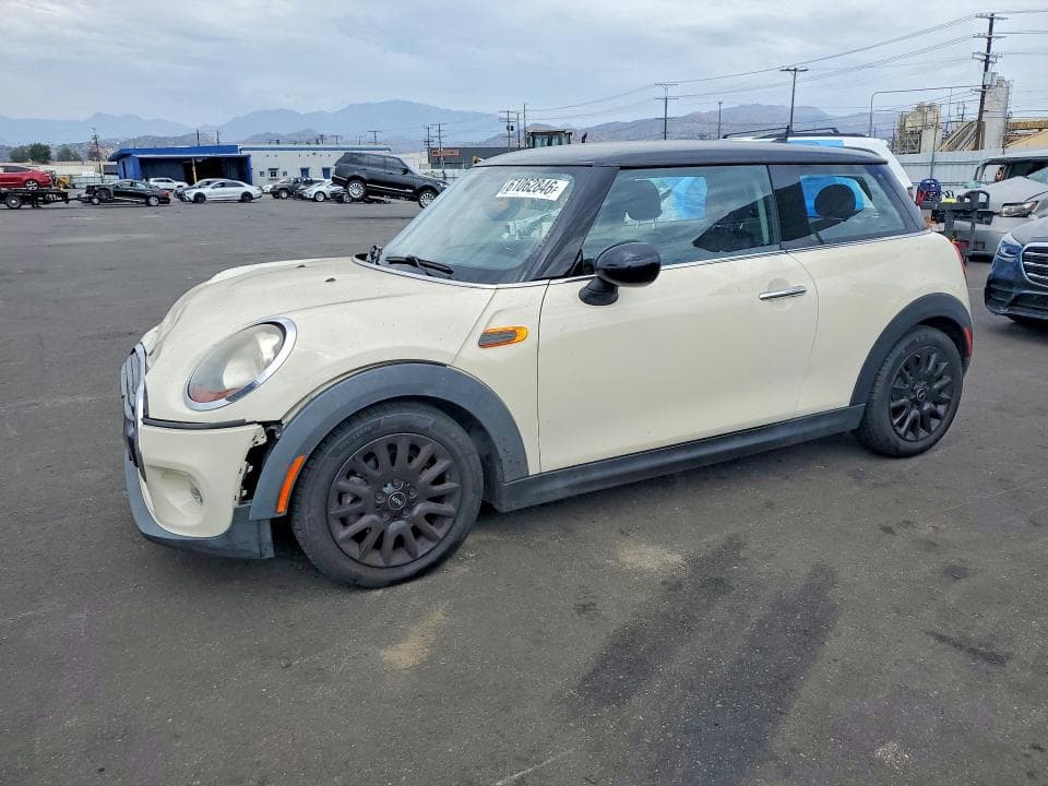 2017 MINI COOPER