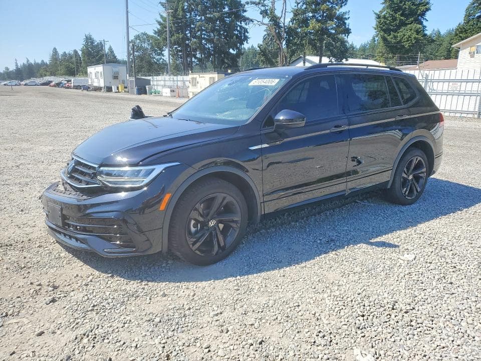 2024 VOLKSWAGEN TIGUAN SE R-LINE BLACK - 1