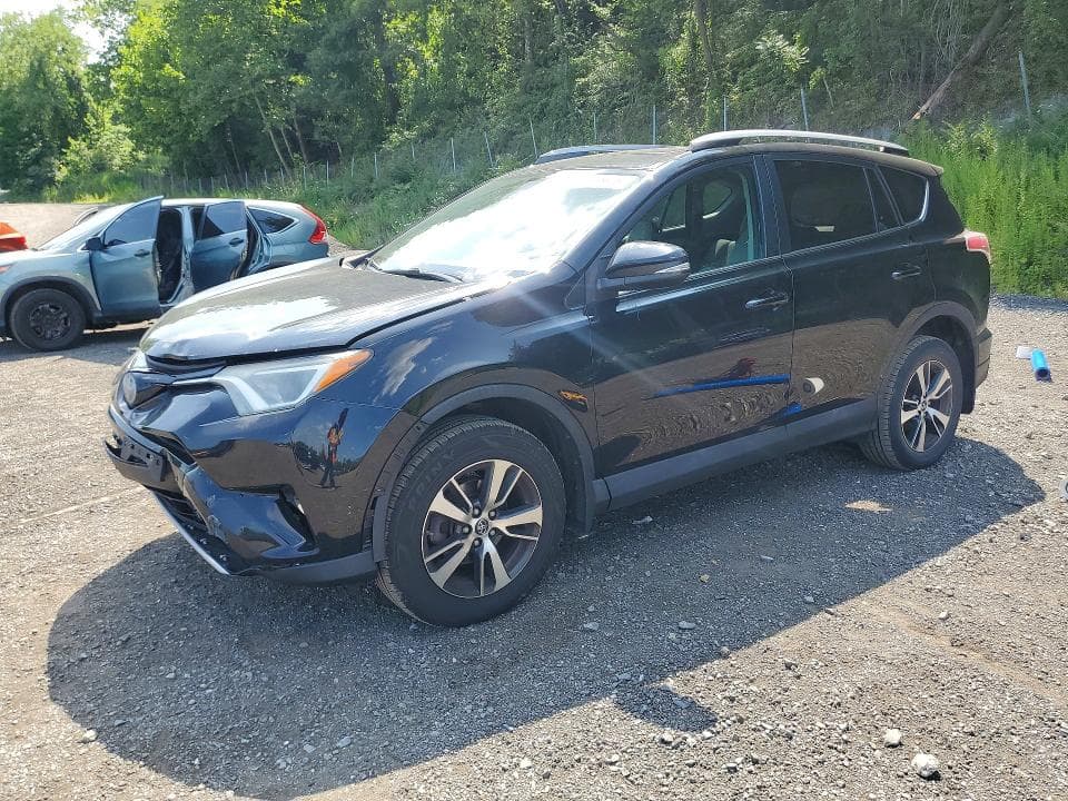 2017 TOYOTA RAV4 XLE - 1