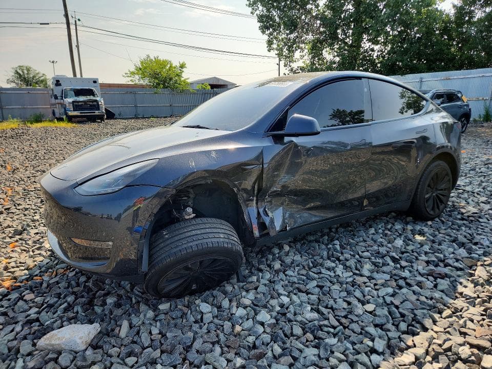 2024 TESLA MODEL Y - 1