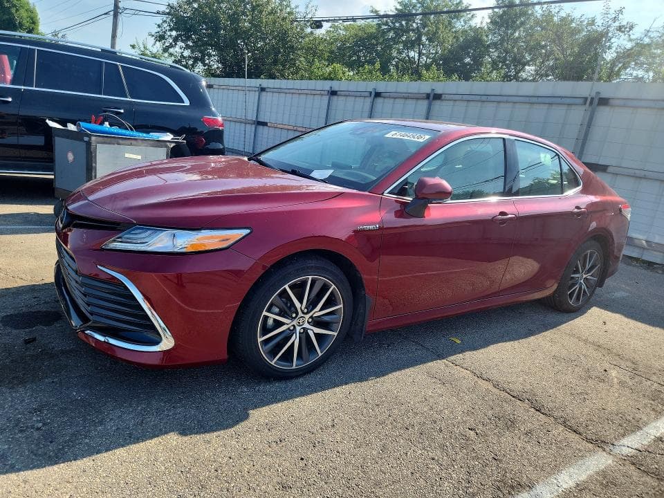2021 TOYOTA CAMRY XLE XLE - 1
