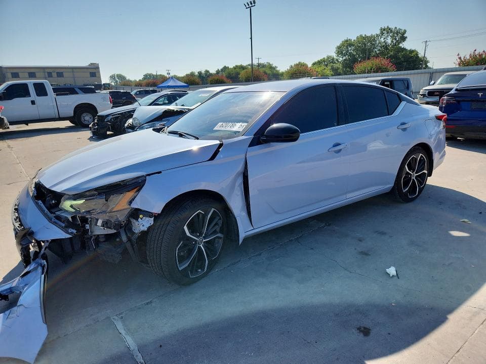 2023 NISSAN ALTIMA SR - 1