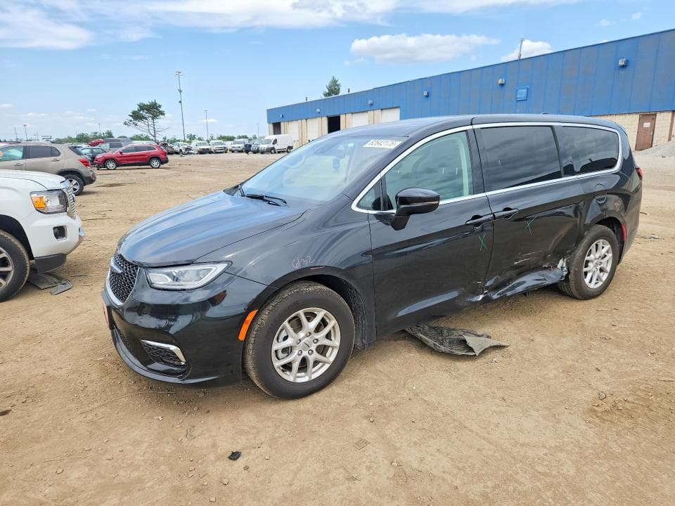 2023 CHRYSLER PACIFICA TOURING L - 1