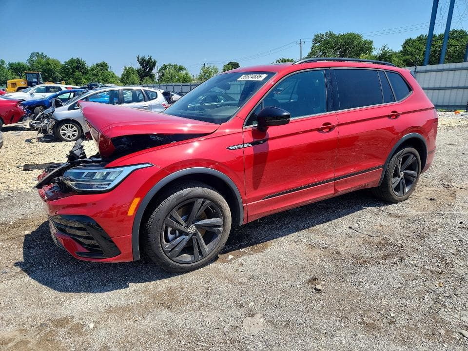 2024 VOLKSWAGEN TIGUAN SE R-LINE BLACK - 1