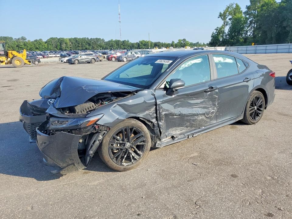 2025 TOYOTA CAMRY SE - 1