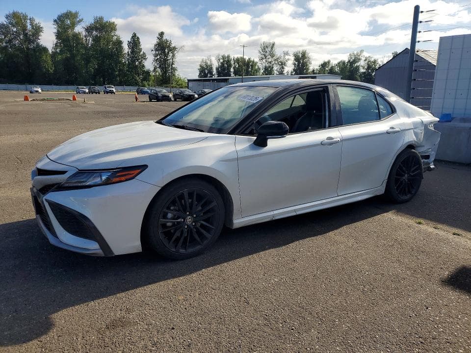 2022 TOYOTA CAMRY XSE - 1