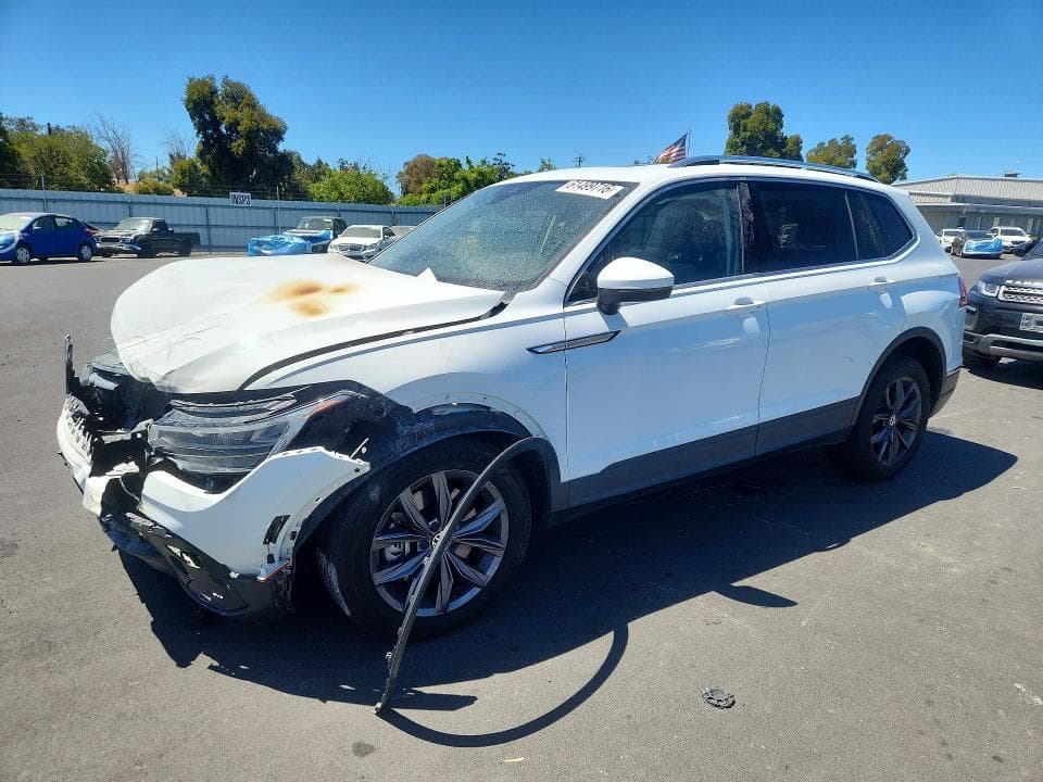 2022 VOLKSWAGEN TIGUAN SE - 1