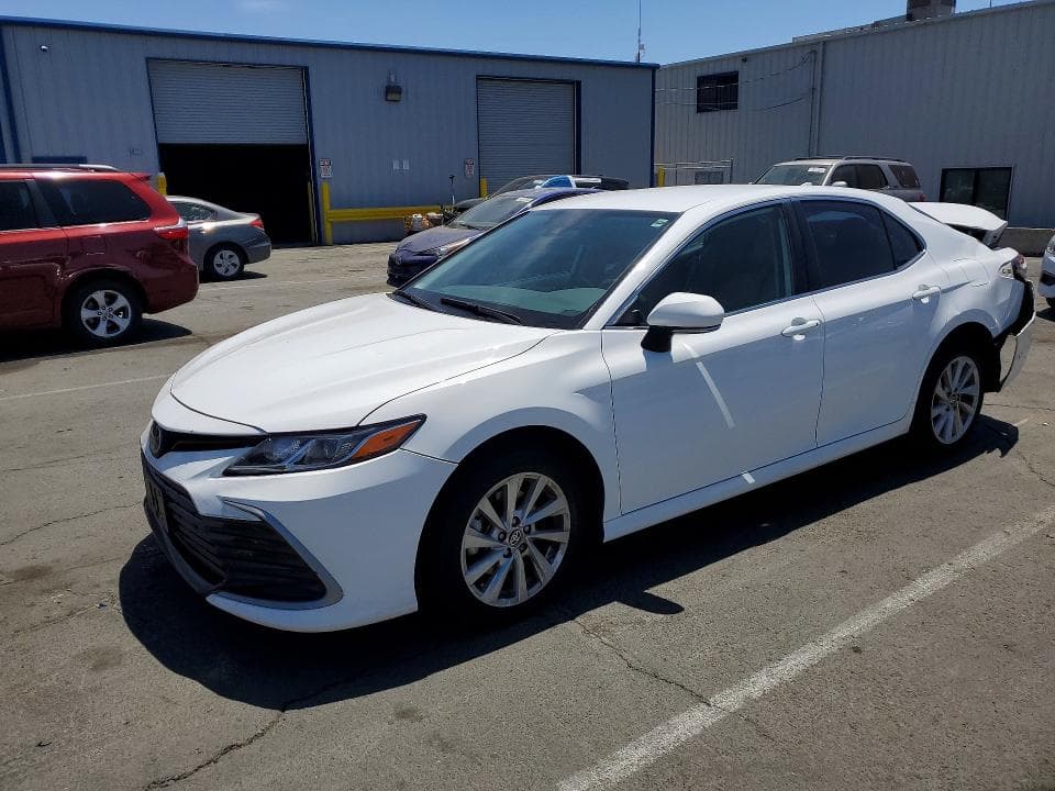 2021 TOYOTA CAMRY LE - 1