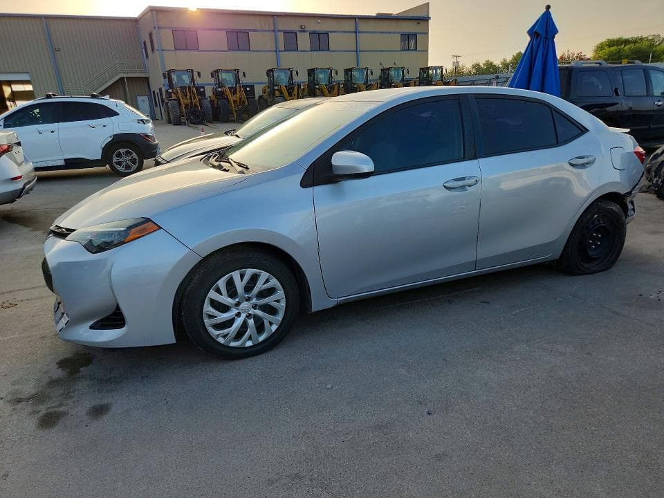 2018 TOYOTA COROLLA LE - 1