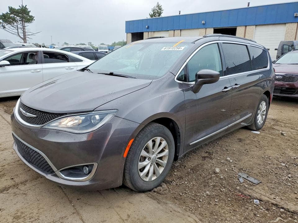 2017 CHRYSLER PACIFICA TOURING L - 1