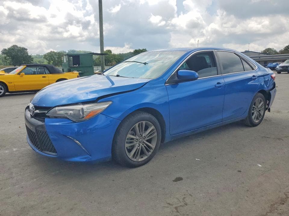 2017 TOYOTA CAMRY SE - 1