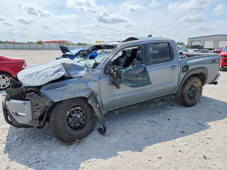 2022 NISSAN FRONTIER PRO-4X PRO-4X - 1
